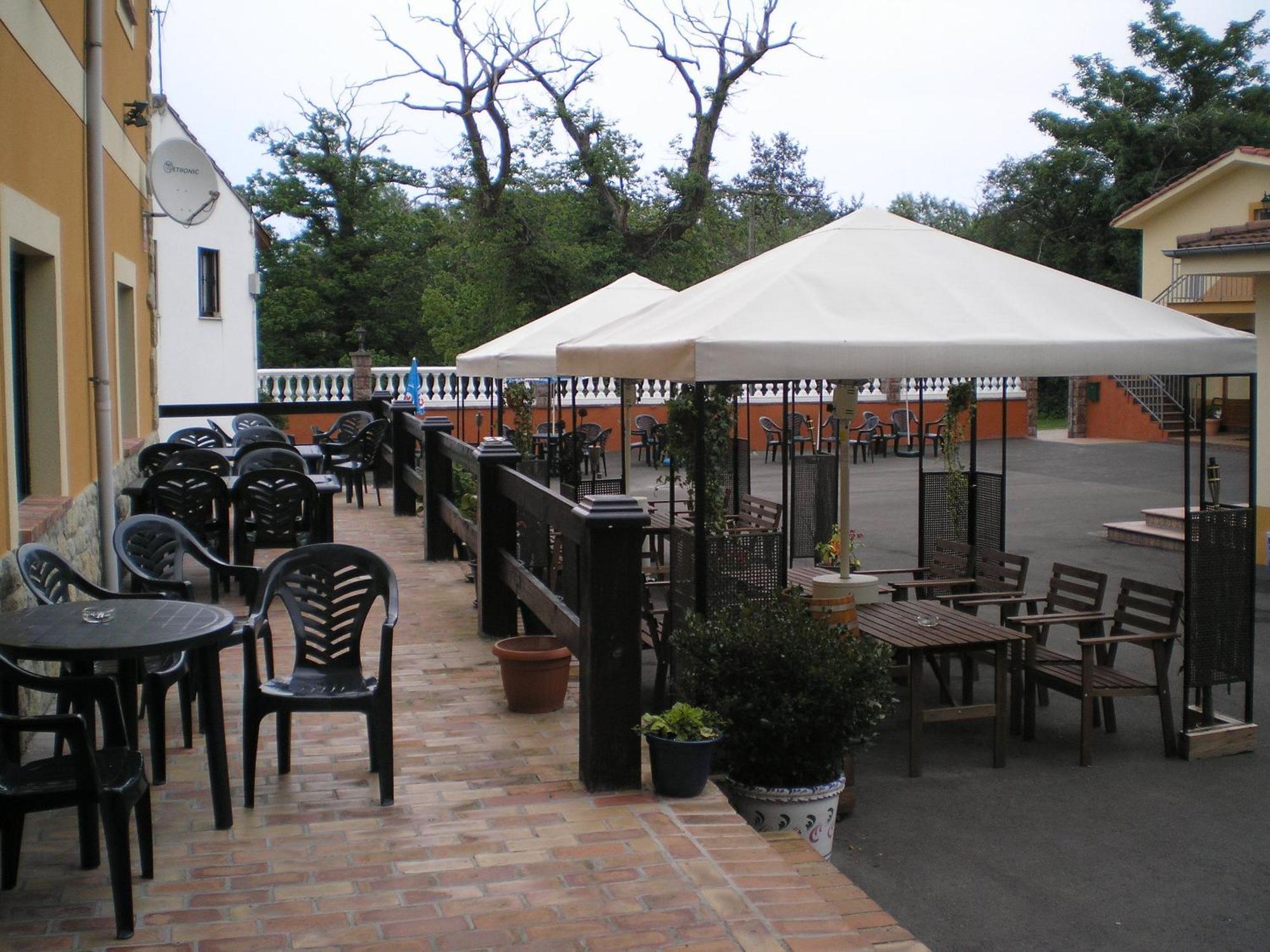 Hotel Alonso Llanes Ngoại thất bức ảnh