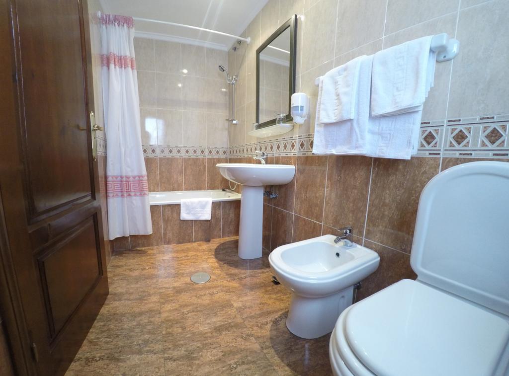 Hotel Alonso Llanes Ngoại thất bức ảnh